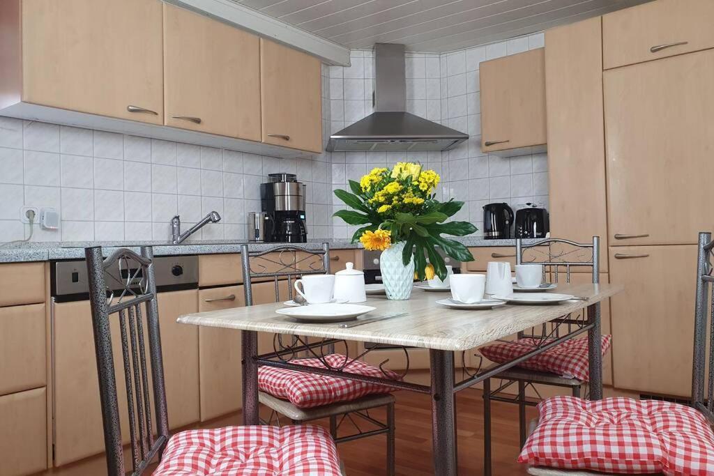 Stadtb,Burggleiberg,Whirlpool,2Xbad,3Zimmernetflix Villa Krofdorf-Gleiberg Eksteriør bilde